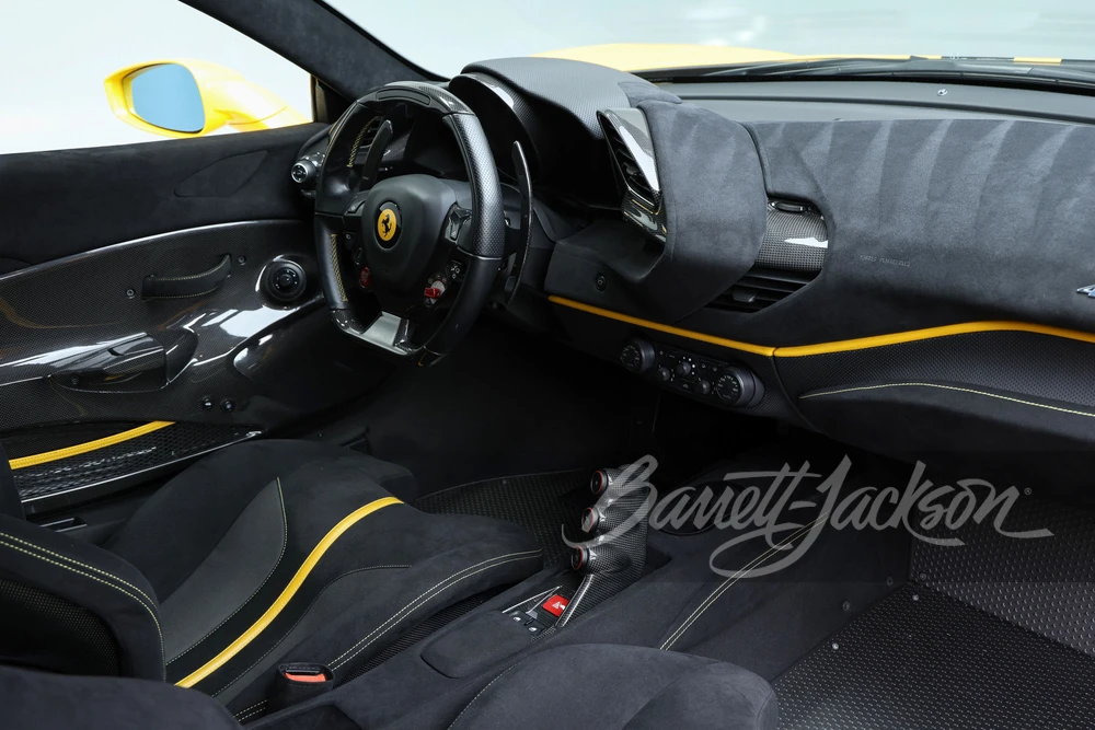 2020 Ferrari 488 Pista - Image 14 of 31