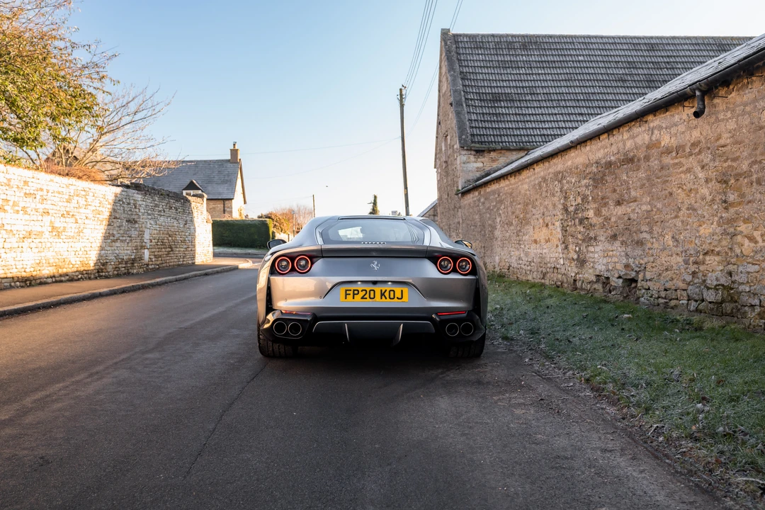 2020 Ferrari 812 Superfast - Image 7 of 31