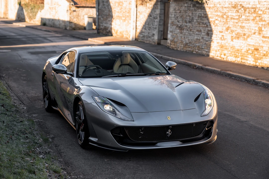 2020 Ferrari 812 Superfast - Image 18 of 31