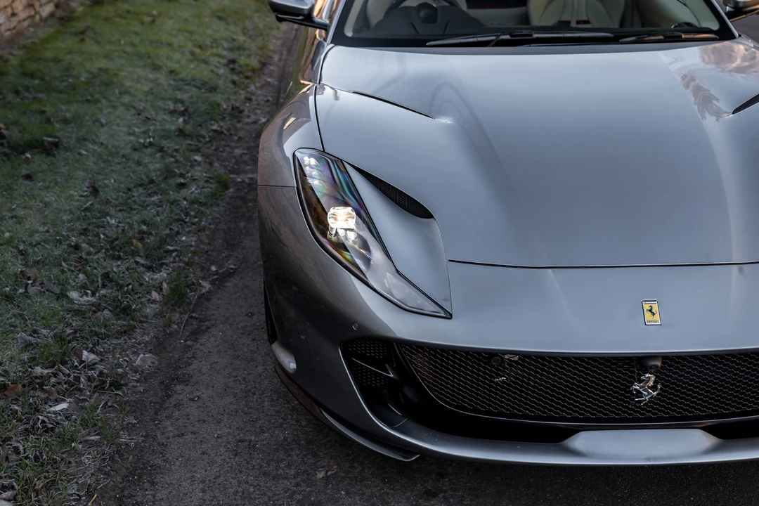 2020 Ferrari 812 Superfast - Image 25 of 31