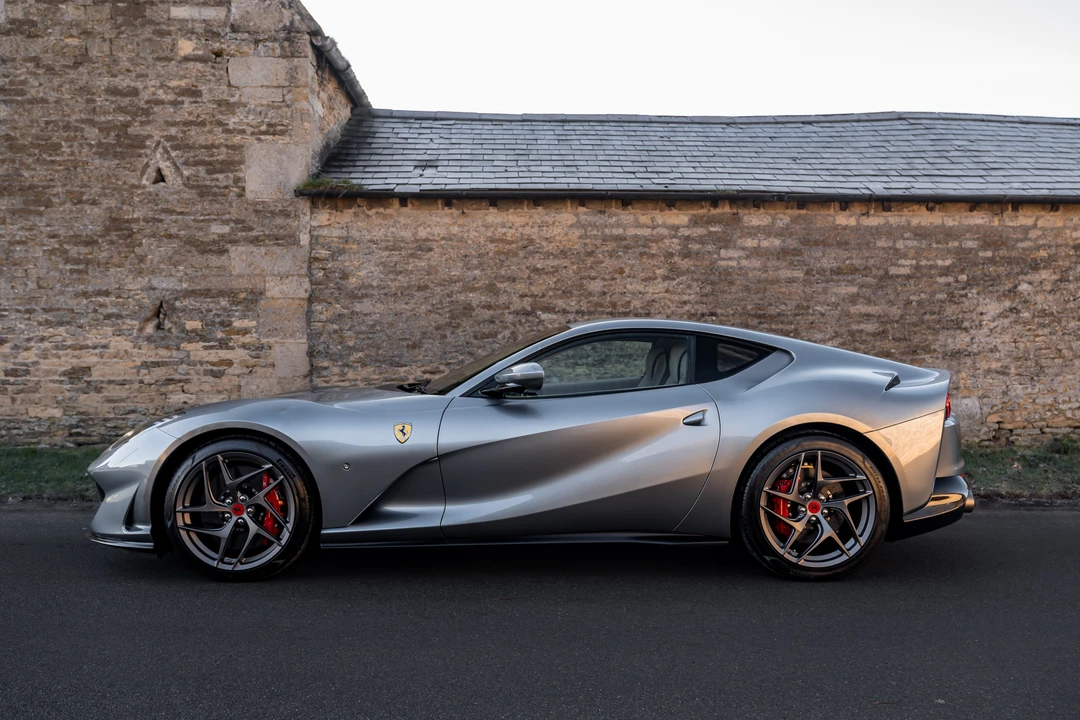 2020 Ferrari 812 Superfast - Image 5 of 31