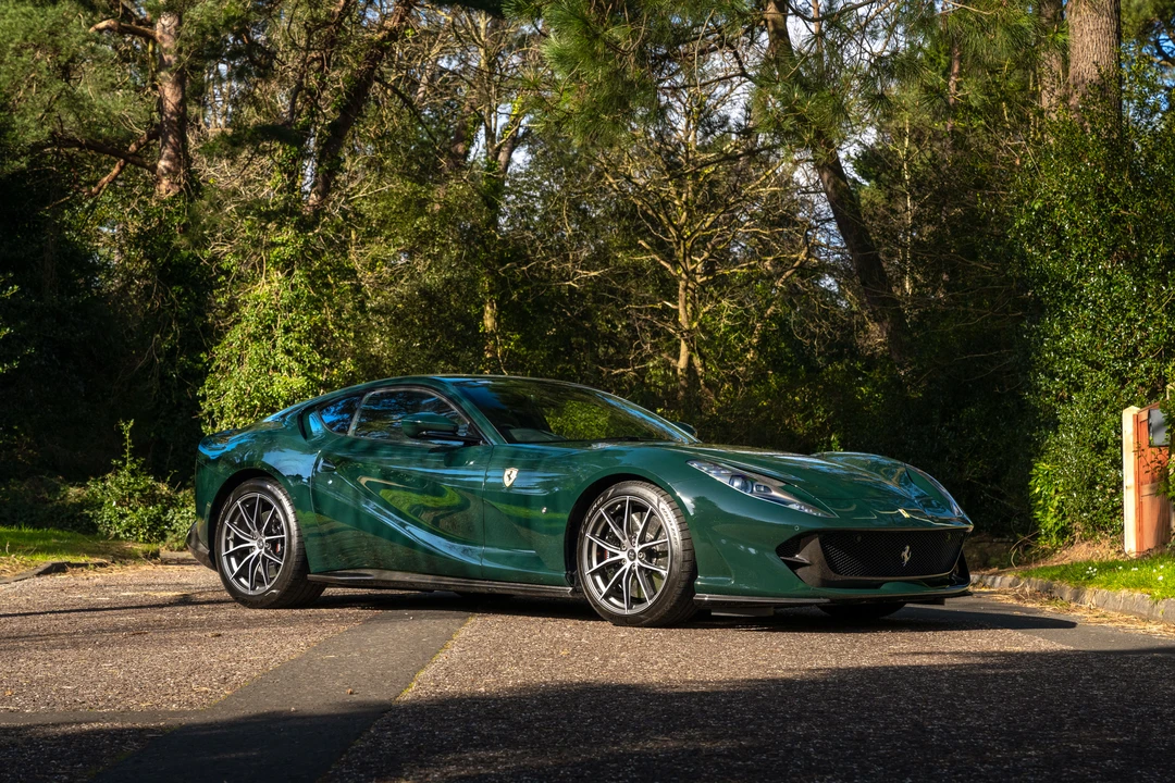 2020 Ferrari 812 Superfast - Image 17 of 31