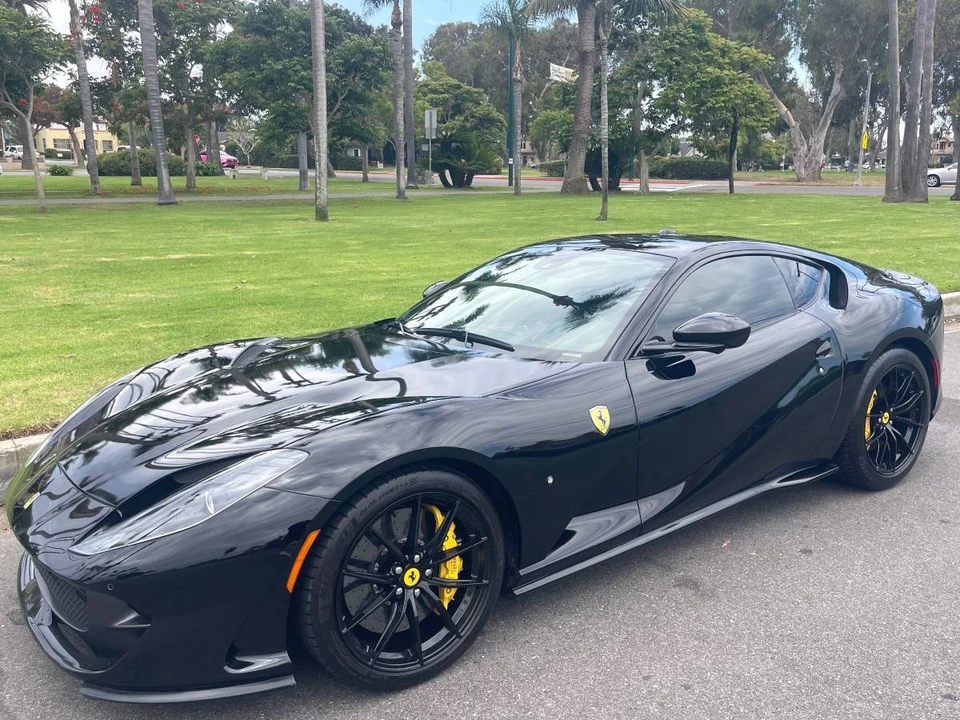 2020 Ferrari 812 Superfast - Image 6 of 18