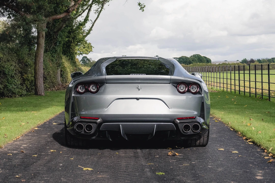 2020 Ferrari 812 Superfast - Image 28 of 31