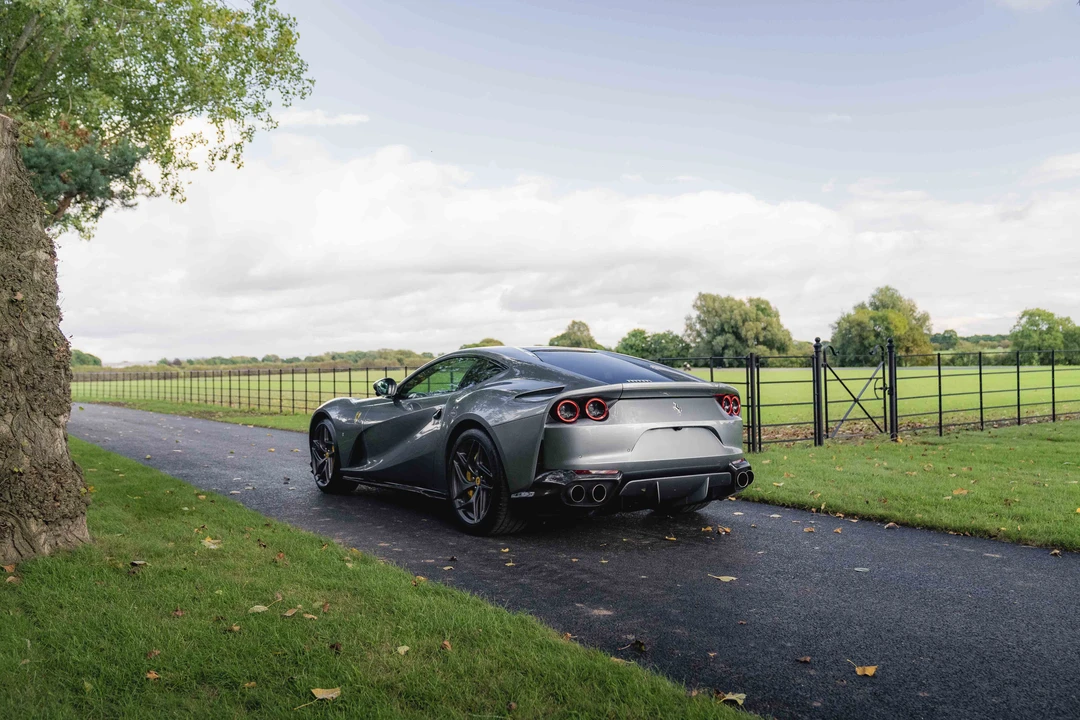 2020 Ferrari 812 Superfast - Image 13 of 31
