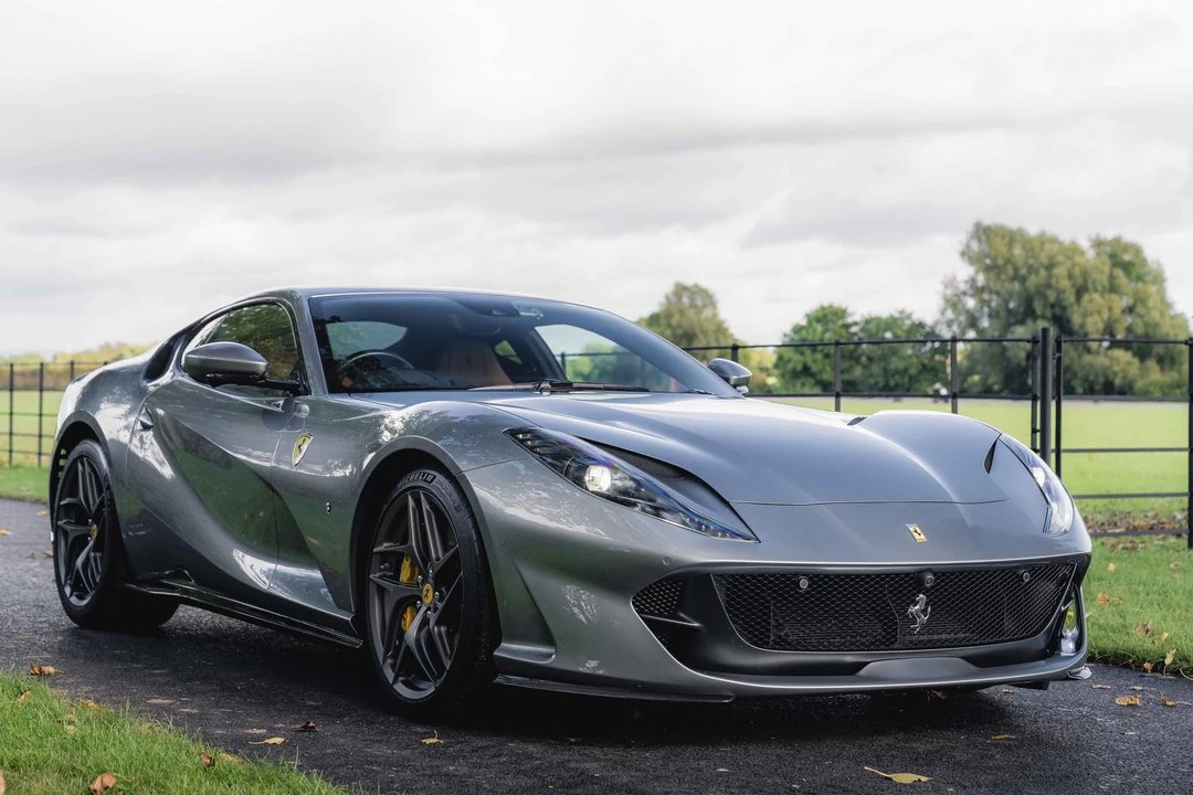 2020 Ferrari 812 Superfast - Image 19 of 31