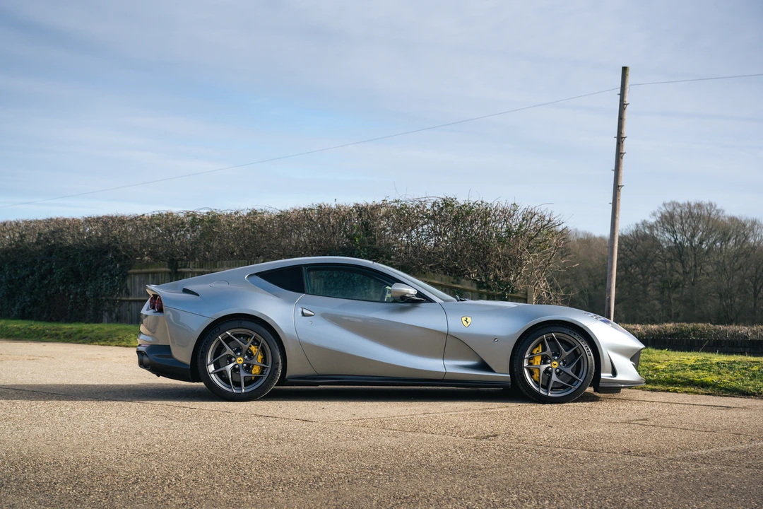 2020 Ferrari 812 Superfast - Image 8 of 31