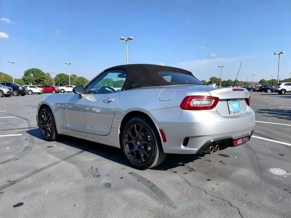2020 Fiat 124 Spider - Image 3 of 18