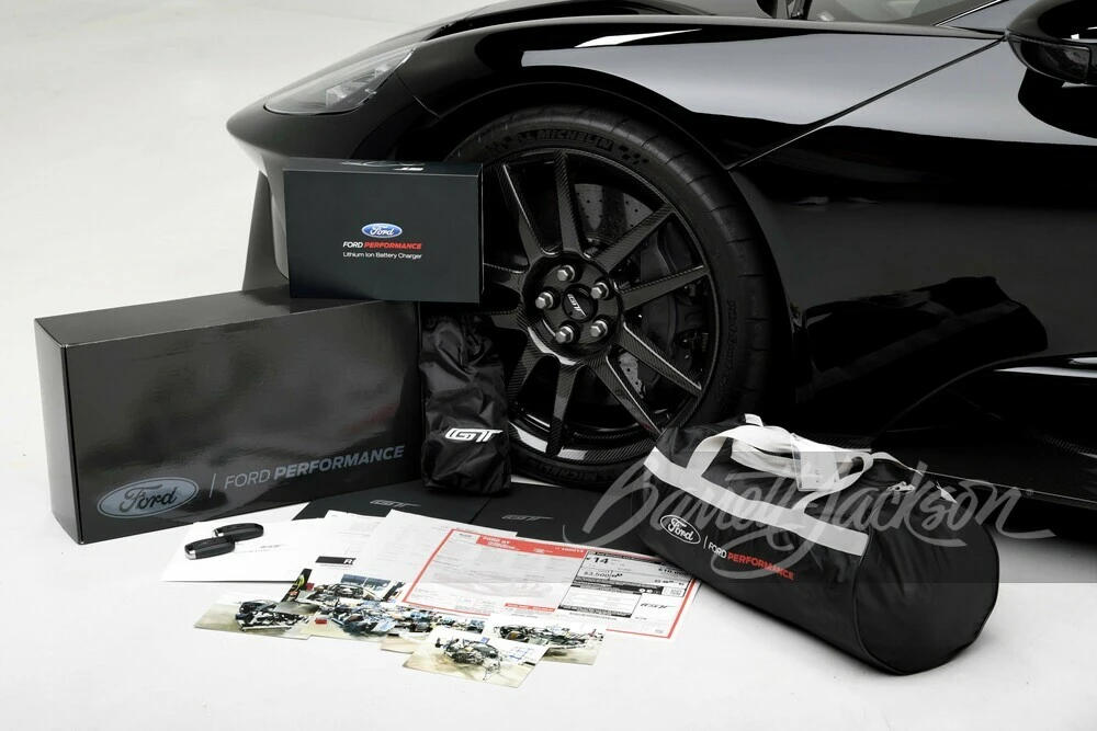 2020 Ford GT 2nd Gen - Image 13 of 31