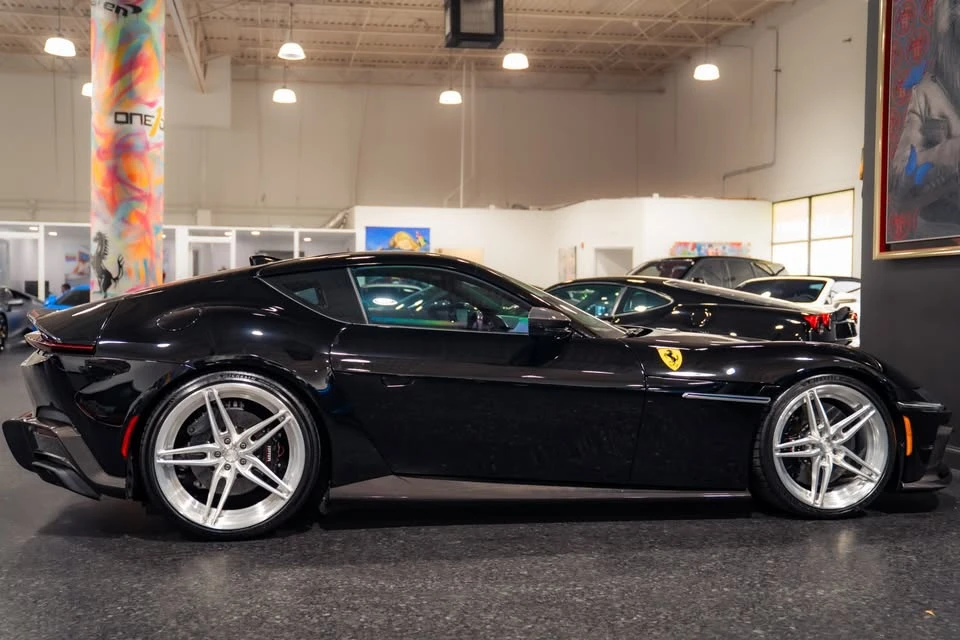 2020 Ferrari 12Cilindri - Image 13 of 20