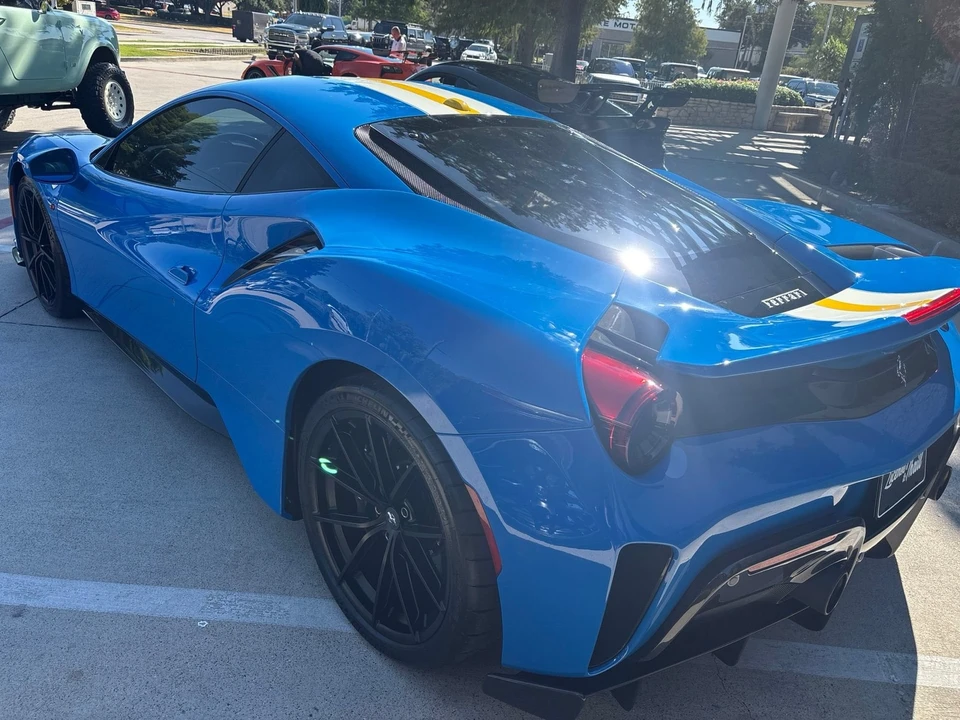 2020 Ferrari 488 Pista - Image 7 of 8