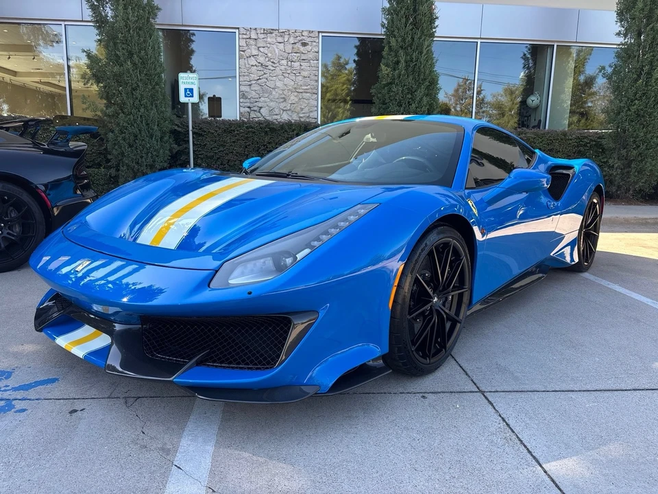 2020 Ferrari 488 Pista - Image 2 of 8