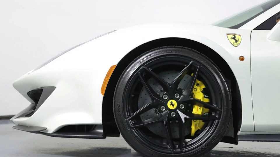 2020 Ferrari 488 - Image 11 of 16