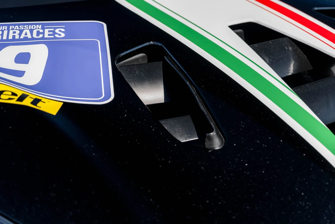 2020 Ferrari 488 - Image 25 of 31