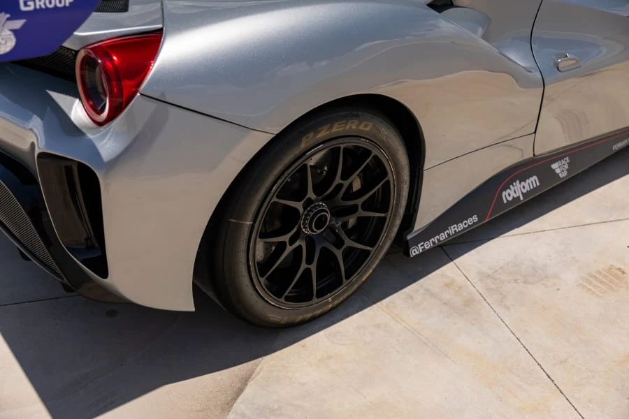 2020 Ferrari 488 - Image 17 of 31