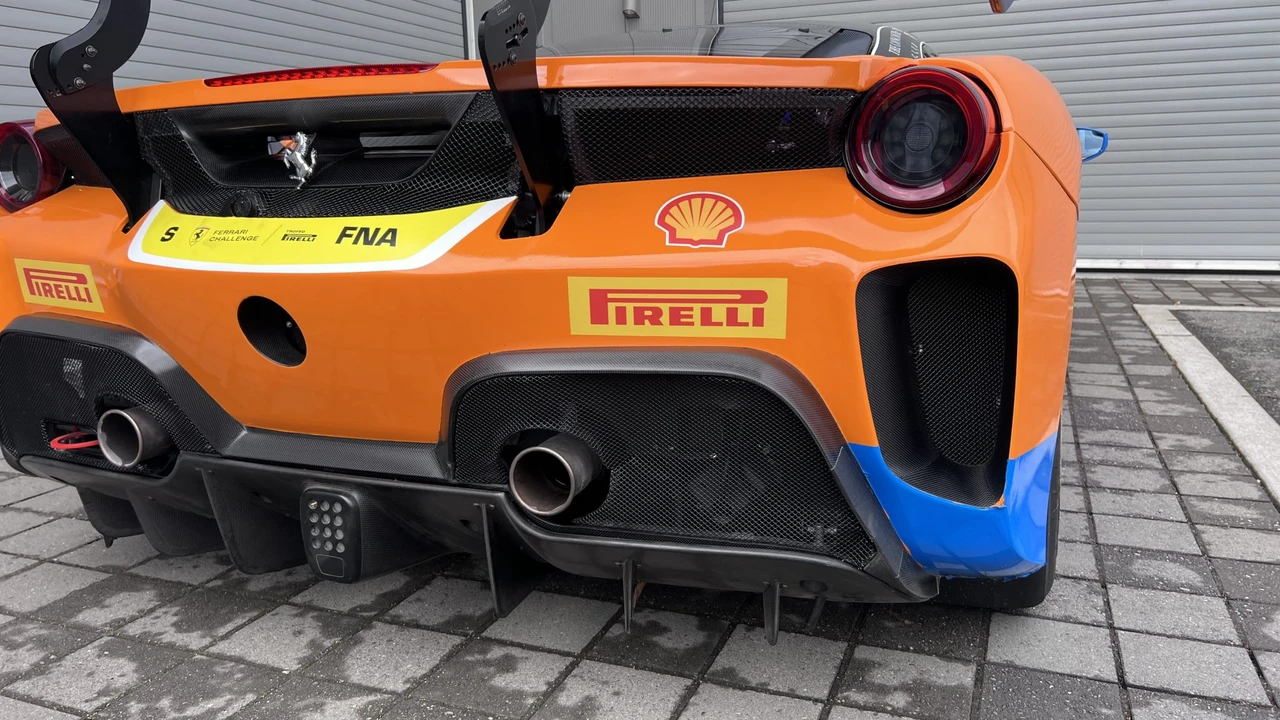 2020 Ferrari 488 - Image 18 of 31