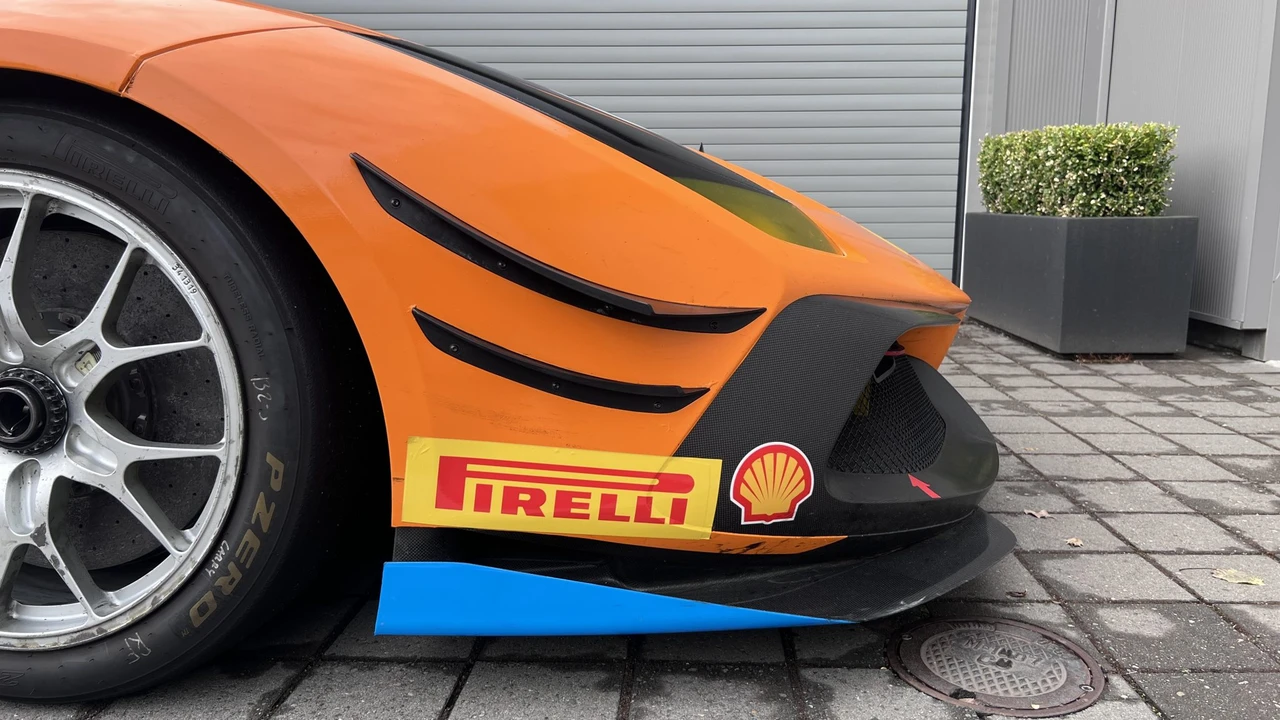 2020 Ferrari 488 - Image 26 of 31