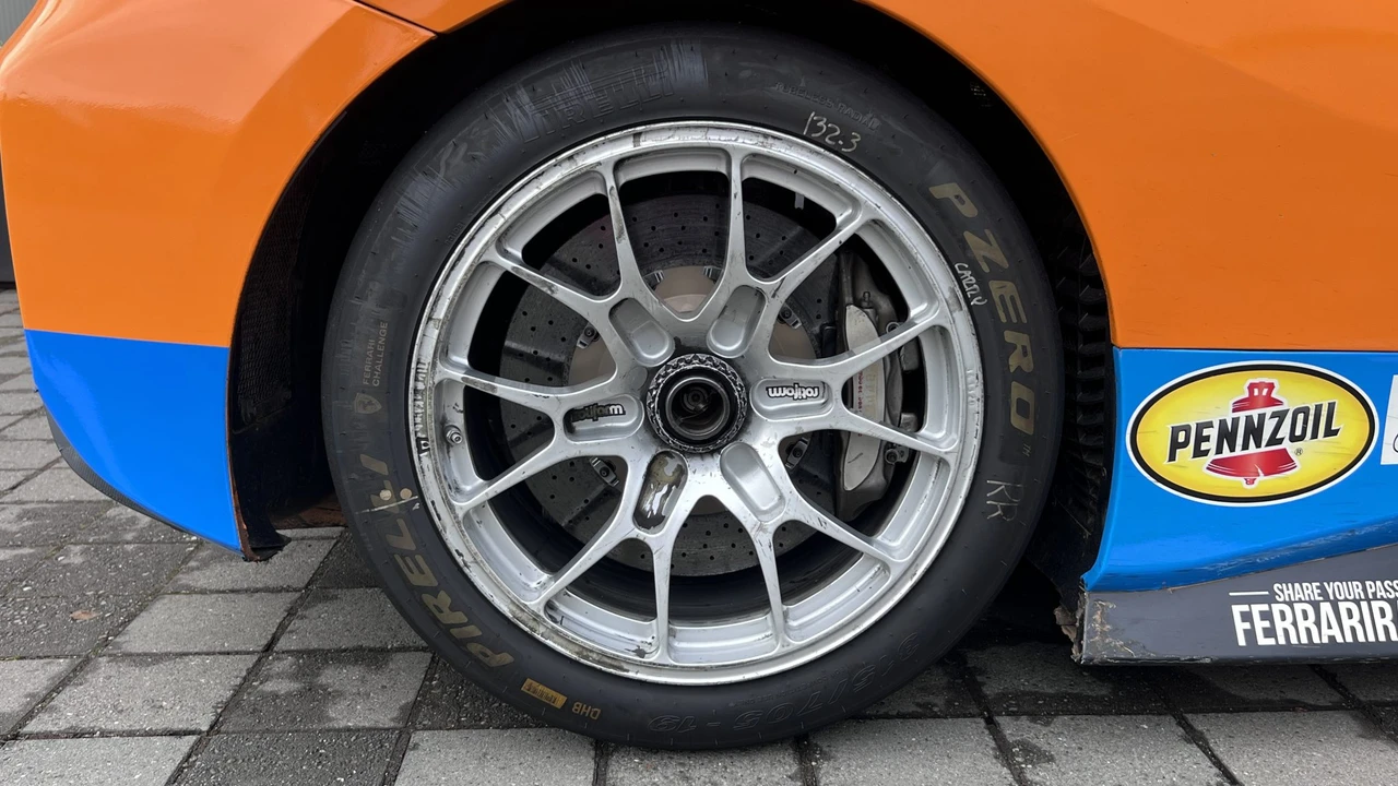 2020 Ferrari 488 - Image 24 of 31