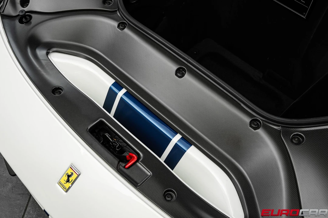 2020 Ferrari 488 Pista - Image 15 of 31