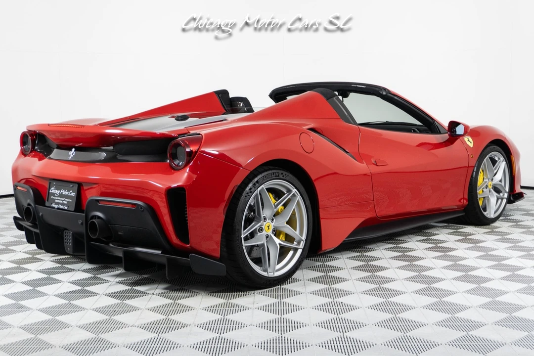 2020 Ferrari 488 Pista - Image 17 of 31