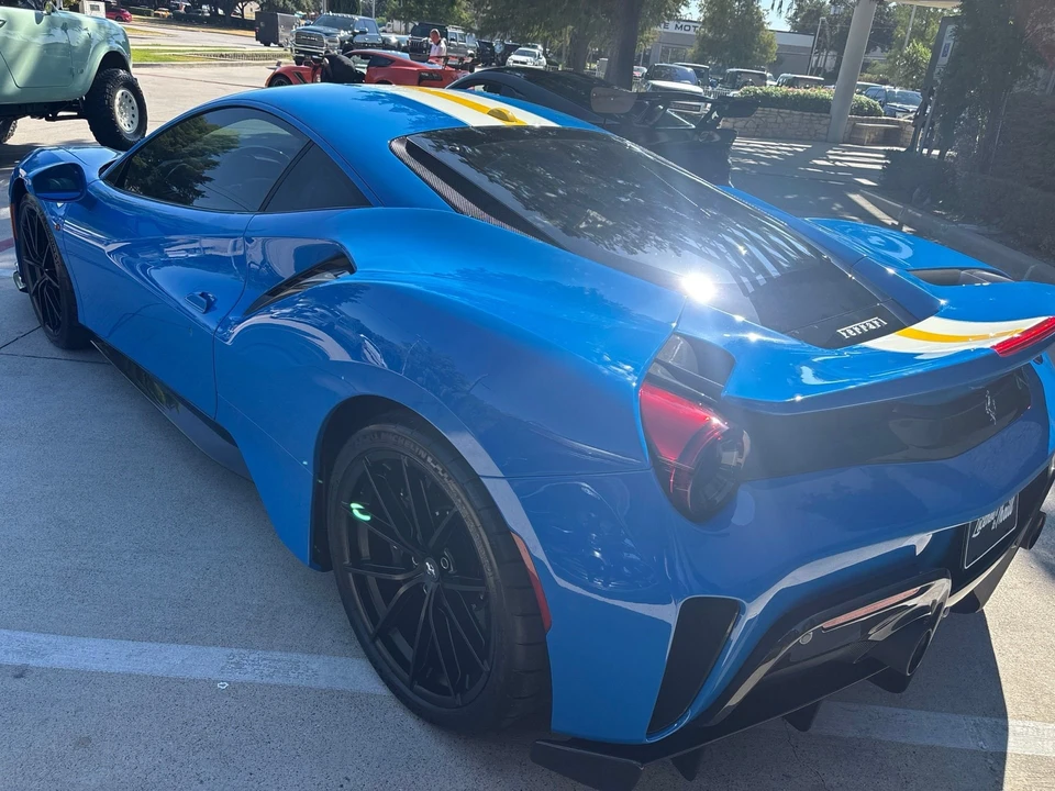 2020 Ferrari 488 Pista - Image 7 of 8