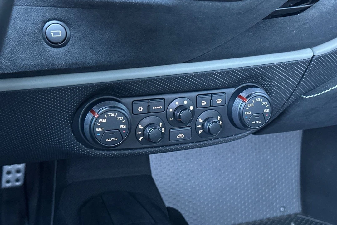 2020 Ferrari 488 Pista - Image 23 of 31