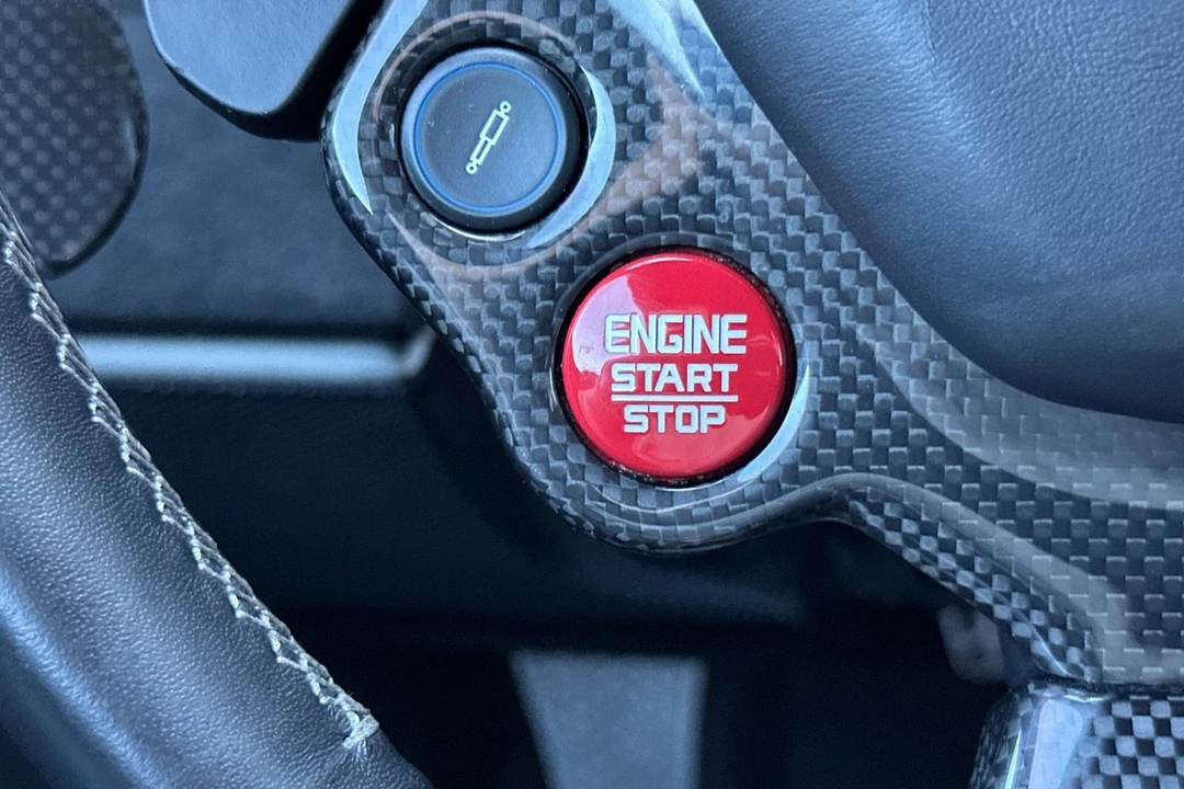 2020 Ferrari 488 Pista - Image 27 of 31