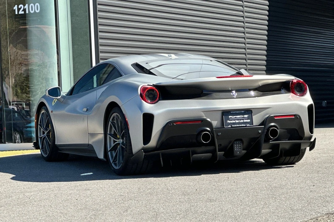 2020 Ferrari 488 Pista - Image 3 of 31