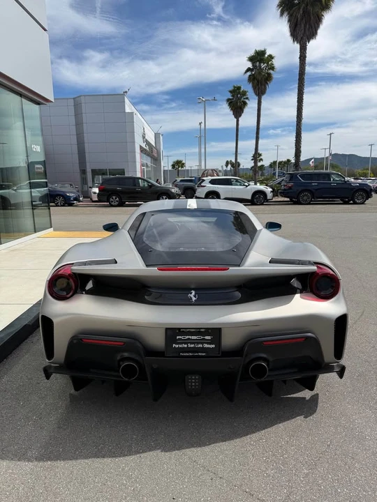 2020 Ferrari 488 Pista - Image 5 of 17
