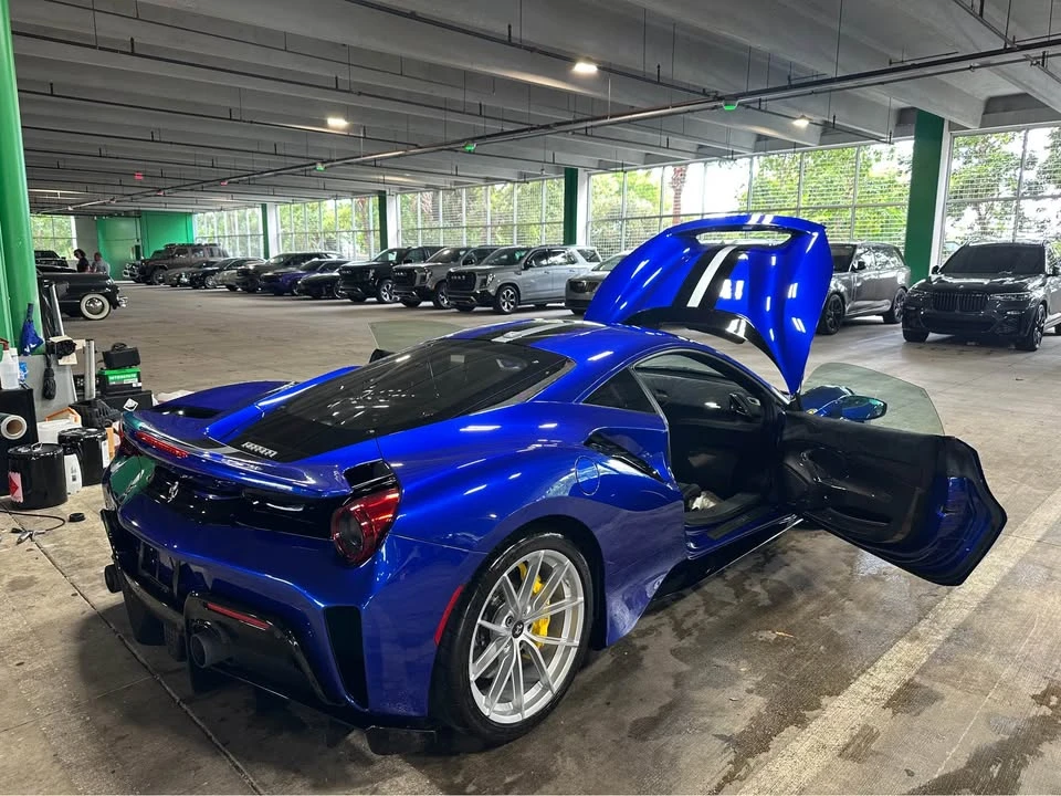 2020 Ferrari 488 Pista - Image 7 of 10