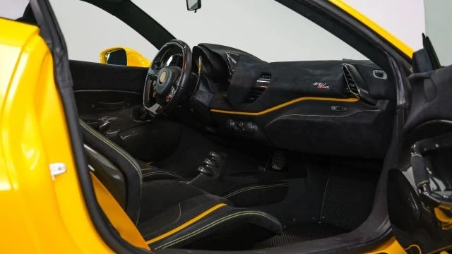 2020 Ferrari 488 Pista - Image 17 of 21