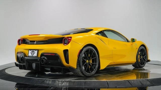 2020 Ferrari 488 Pista - Image 8 of 21