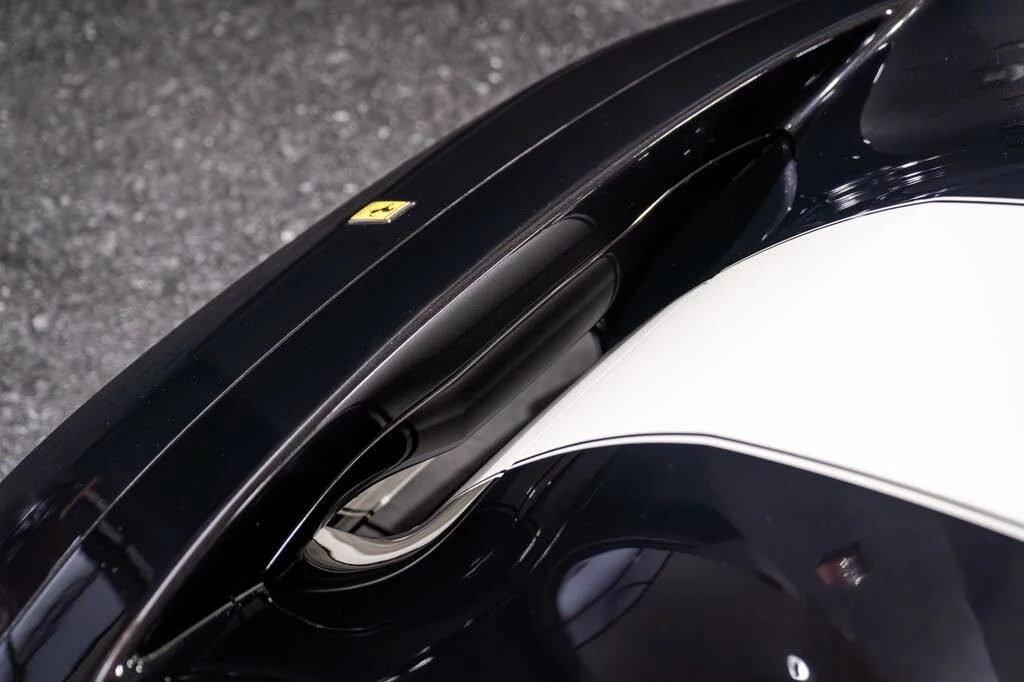 2020 Ferrari 488 Pista - Image 27 of 31
