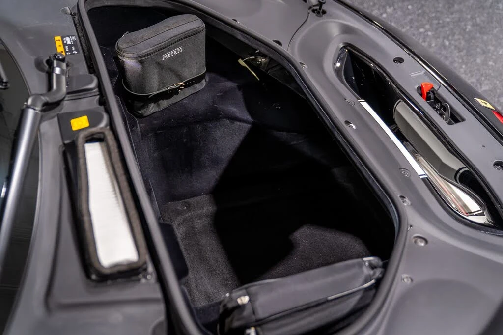 2020 Ferrari 488 Pista - Image 31 of 31