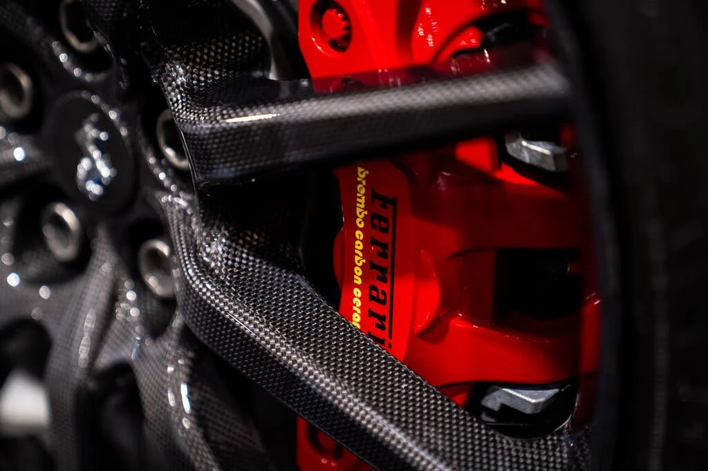 2020 Ferrari 488 Pista - Image 15 of 31