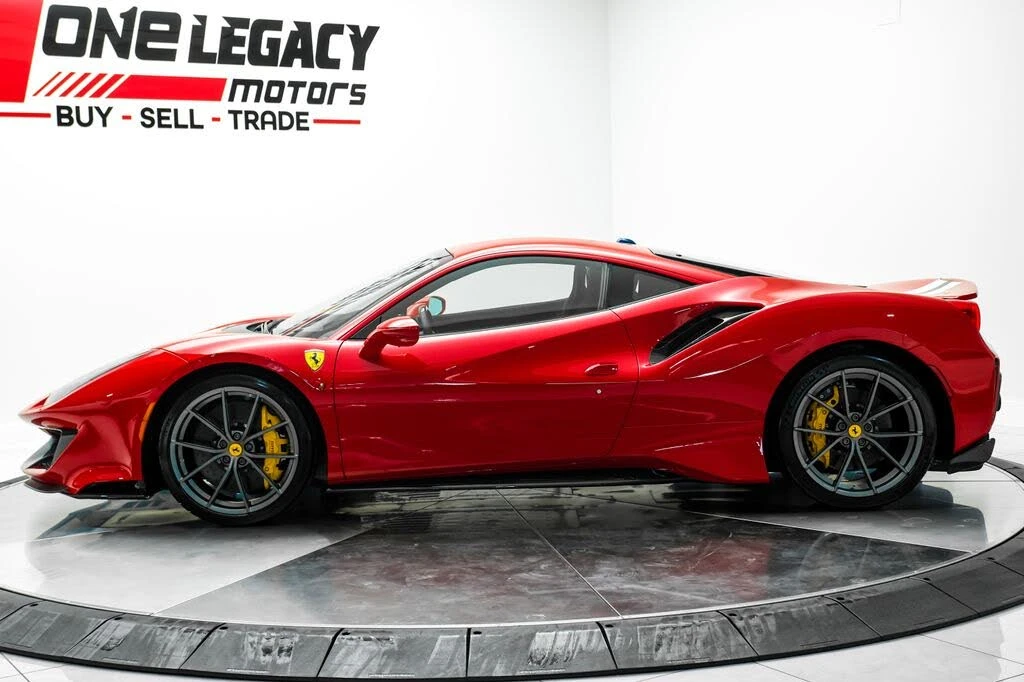2020 Ferrari 488 Pista - Image 12 of 31