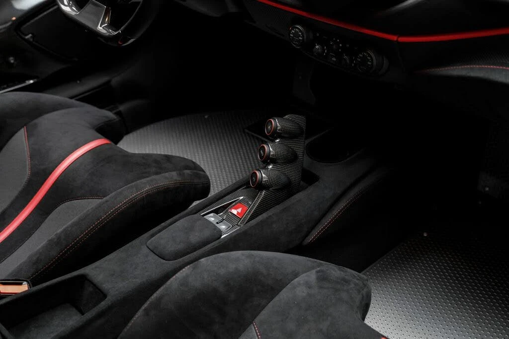 2020 Ferrari 488 Pista - Image 23 of 31