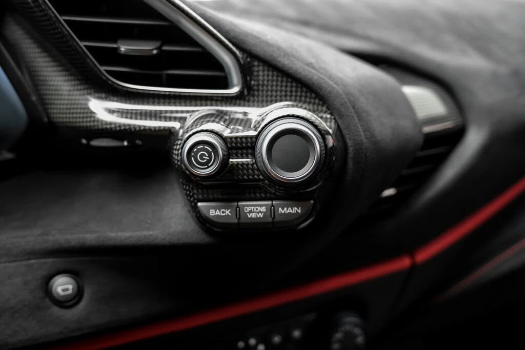2020 Ferrari 488 Pista - Image 29 of 31