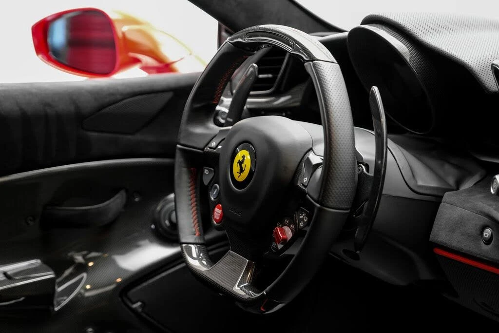2020 Ferrari 488 Pista - Image 14 of 31
