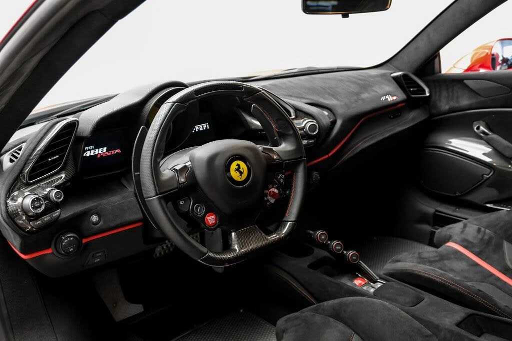 2020 Ferrari 488 Pista - Image 5 of 31