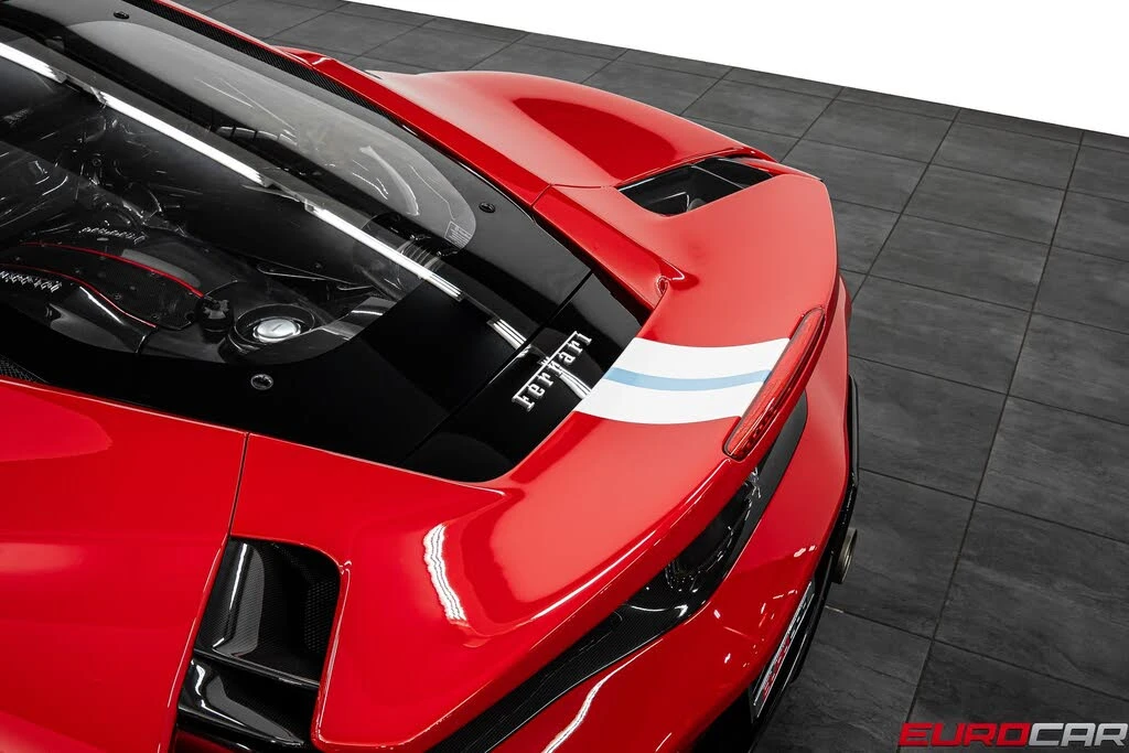 2020 Ferrari 488 Pista - Image 24 of 31