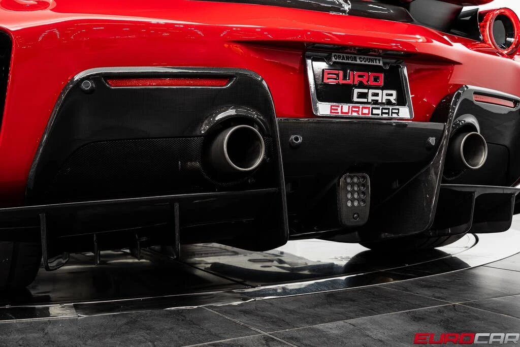 2020 Ferrari 488 Pista - Image 29 of 31