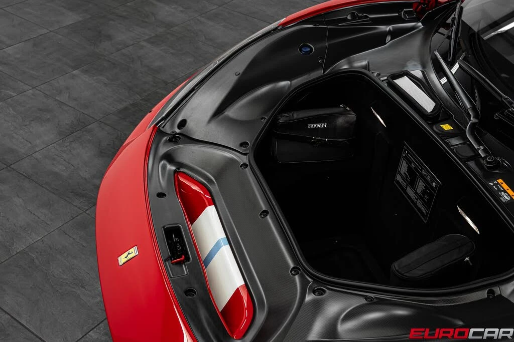 2020 Ferrari 488 Pista - Image 10 of 31