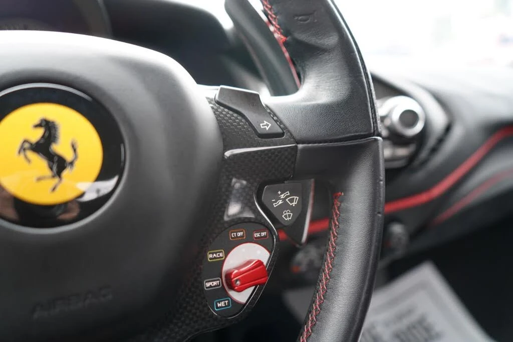 2020 Ferrari 488 Pista - Image 27 of 31