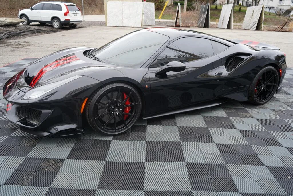 2020 Ferrari 488 Pista - Image 11 of 31