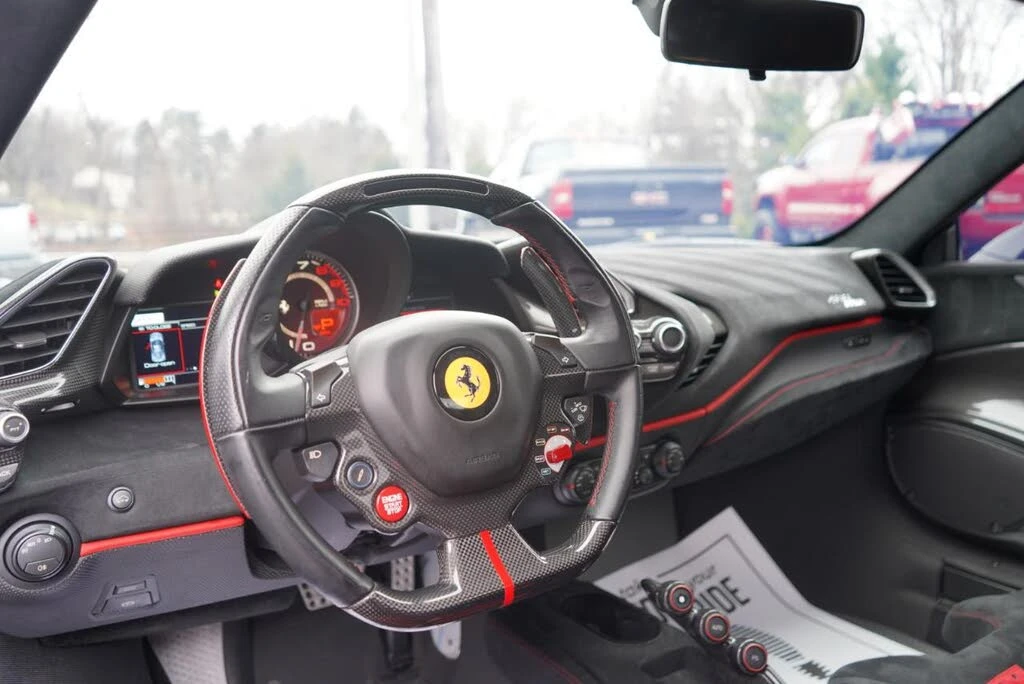 2020 Ferrari 488 Pista - Image 23 of 31