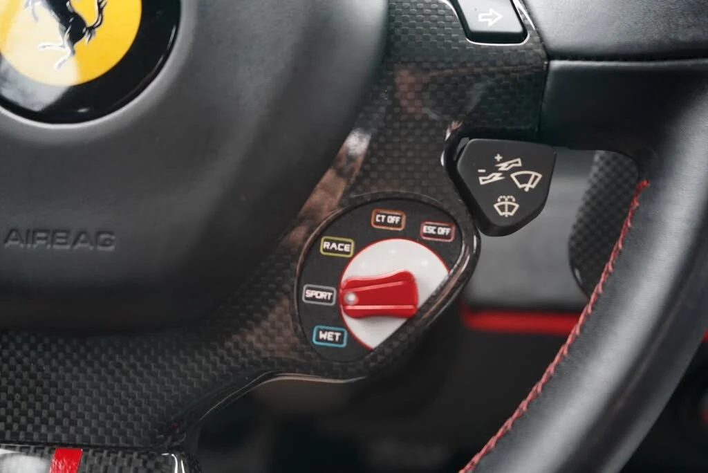 2020 Ferrari 488 Pista - Image 28 of 31