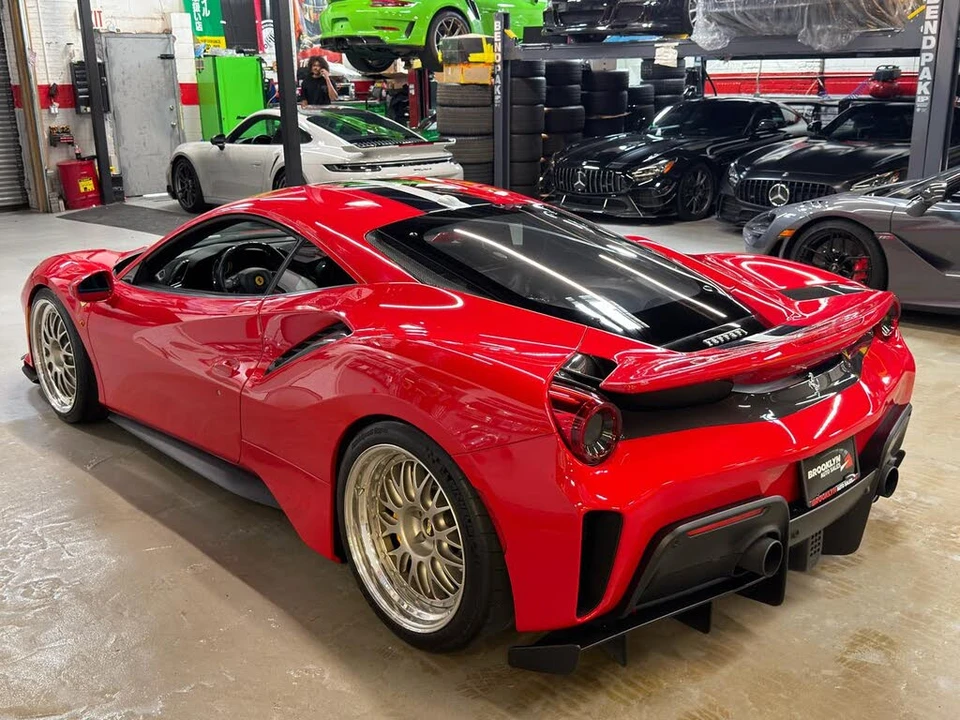 2020 Ferrari 488 Pista - Image 11 of 31