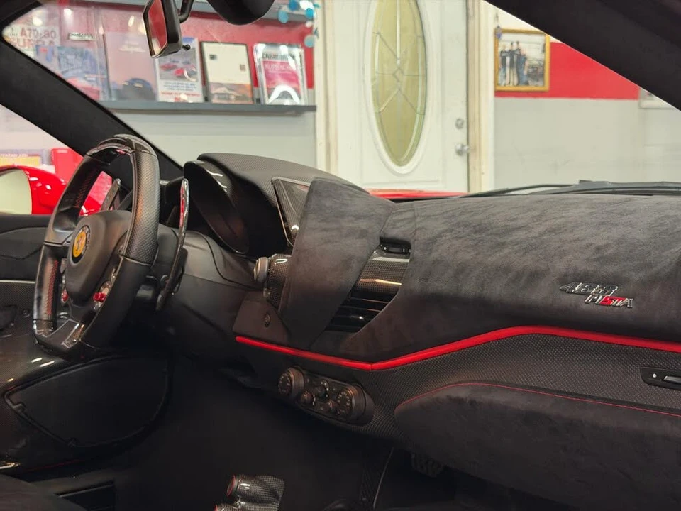 2020 Ferrari 488 Pista - Image 26 of 31