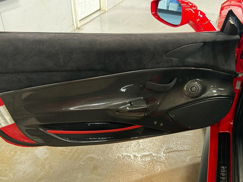 2020 Ferrari 488 Pista - Image 24 of 31
